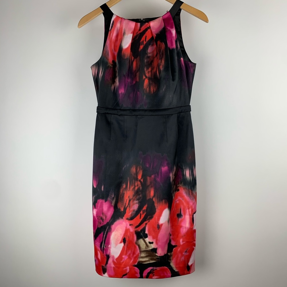 TAHARI • Sheath Dress